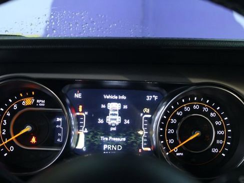 Used 2020 Jeep Wrangler Unlimited Sahara w/ Uconnect 4C Nav & Sound Group image 16