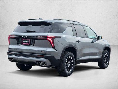 New 2026 Chevrolet Traverse Z71 w/ Enhanced Driving Package AWD/4WD image 2