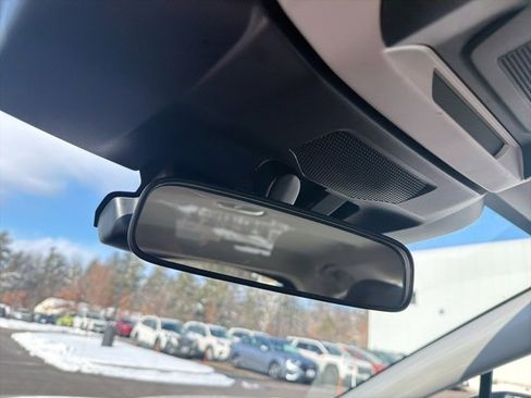 Used 2024 Subaru Impreza 2.0i image 28