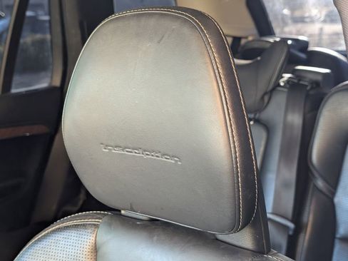 Used 2018 Volvo XC90 T8 Inscription w/ Convenience Package image 13