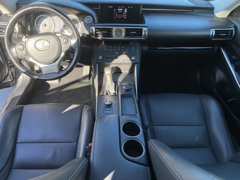 Used 2016 Lexus IS 200t image 16
