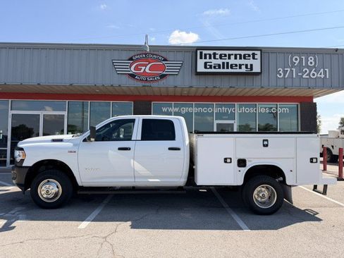Used 2022 RAM 3500 Tradesman AWD/4WD image 10