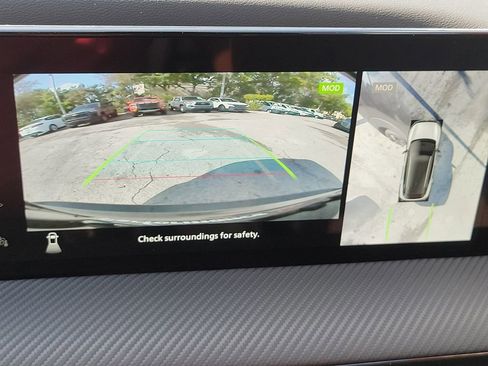 Certified 2025 Nissan Kicks SR image 35