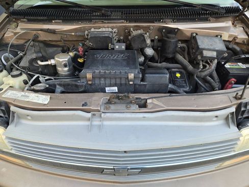 Used 2003 Chevrolet Astro RWD image 13