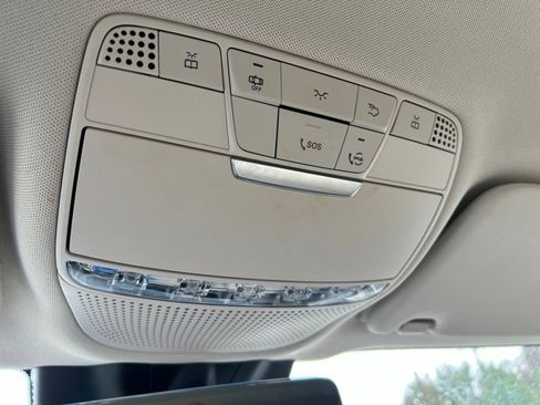 Used 2022 Mercedes-Benz GLC 300 image 35