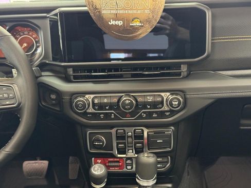 New 2025 Jeep Wrangler Unlimited Rubicon 392 image 9