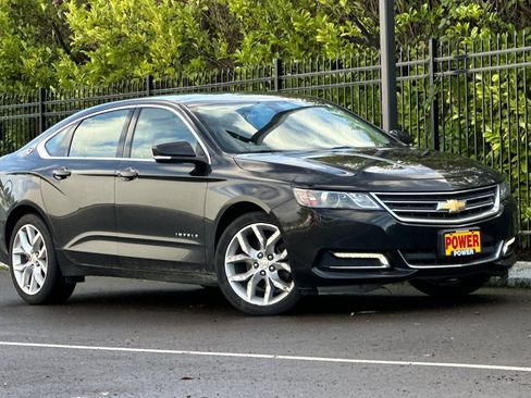 Used 2019 Chevrolet Impala LT image 2