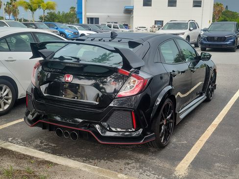 Used 2019 Honda Civic Type R image 11