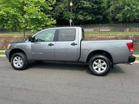 Used 2015 Nissan Titan PRO-4X image 6