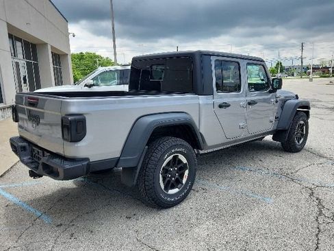 Used 2020 Jeep Gladiator Sport w/ Quick Order Package 24S AWD/4WD image 4
