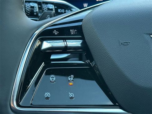 New 2026 Cadillac Lyriq Premium Sport image 33