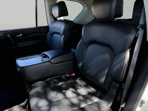 Used 2019 INFINITI QX80 Luxe w/ Proassist Package AWD/4WD image 19