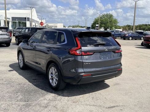 Used 2024 Honda CR-V EX image 2