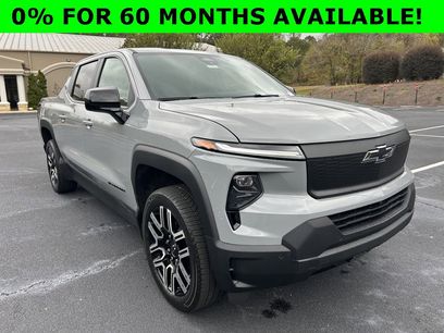 New 2026 Chevrolet Silverado EV W/T w/ LPO, Custom Package