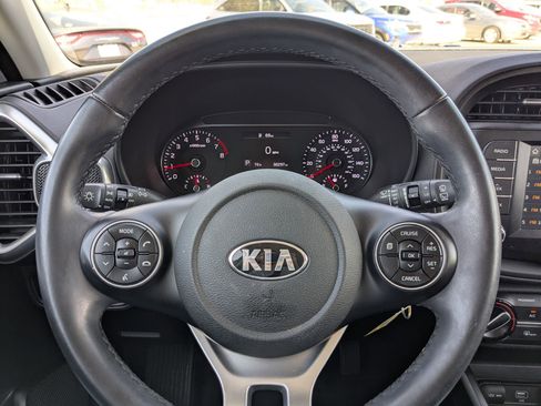 Used 2021 Kia Soul X-Line FWD image 15