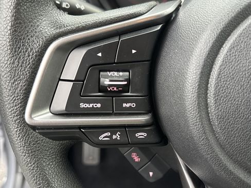 Used 2023 Subaru Crosstrek 2.0i image 29