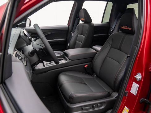 Used 2025 Honda Ridgeline TrailSport image 16