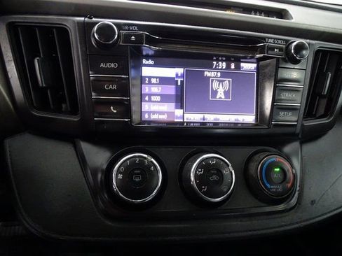 Used 2018 Toyota RAV4 LE w/ All Weather Liner Package image 10