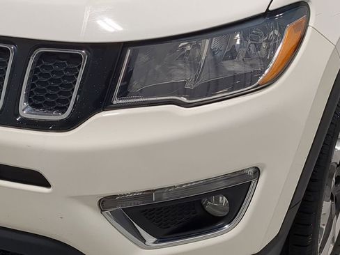 Used 2019 Jeep Compass Limited AWD/4WD image 14
