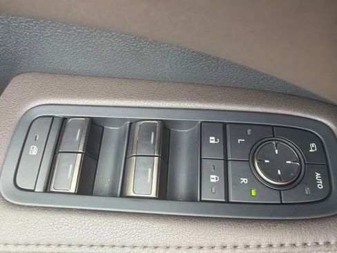 Used 2023 Lexus RX 350 AWD w/ Cold Area Package image 31