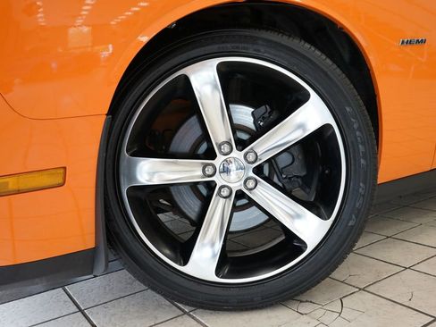 Used 2014 Dodge Challenger R/T RWD image 51