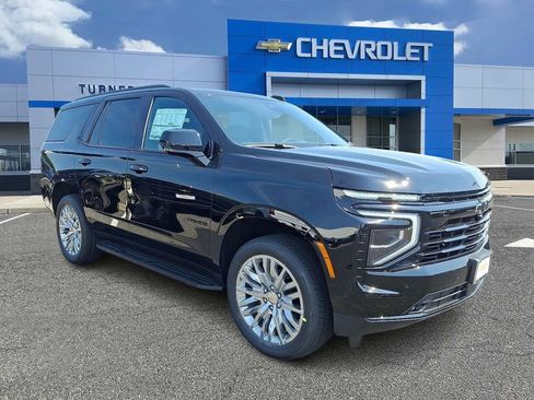 New 2026 Chevrolet Tahoe RST w/ Sun And Tow Package AWD/4WD image 2
