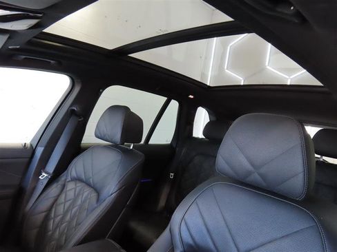 Used 2024 BMW X5 sDrive40i w/ Premium Package RWD image 19
