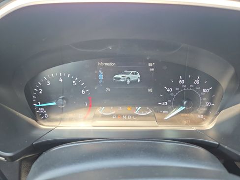 Used 2021 Ford Escape SE image 17