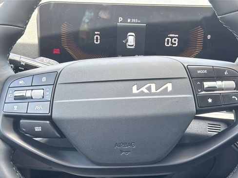 New 2026 Kia Sportage EX FWD image 22