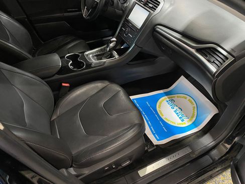 Used 2016 Ford Fusion Titanium FWD image 21