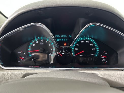Used 2017 Chevrolet Traverse LS FWD image 16