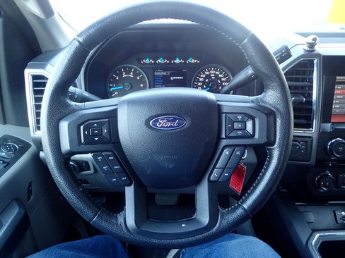 Used 2015 Ford F150 XLT w/ Equipment Group 302A Luxury image 15