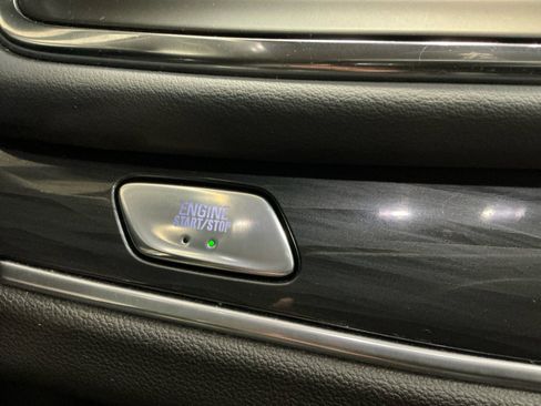 Used 2018 Buick Enclave Essence w/ Trailering Package FWD image 30