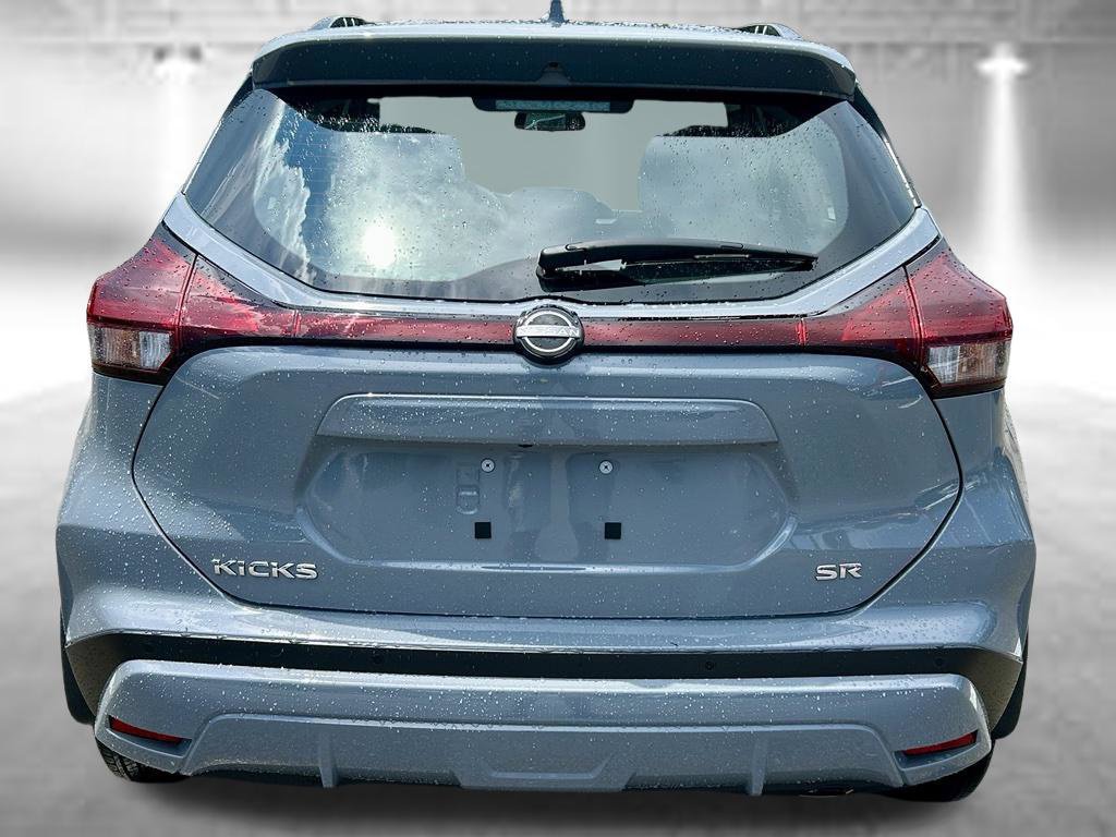 Certified 2024 Nissan Kicks SR w/ SR Premium Package FWD image 8