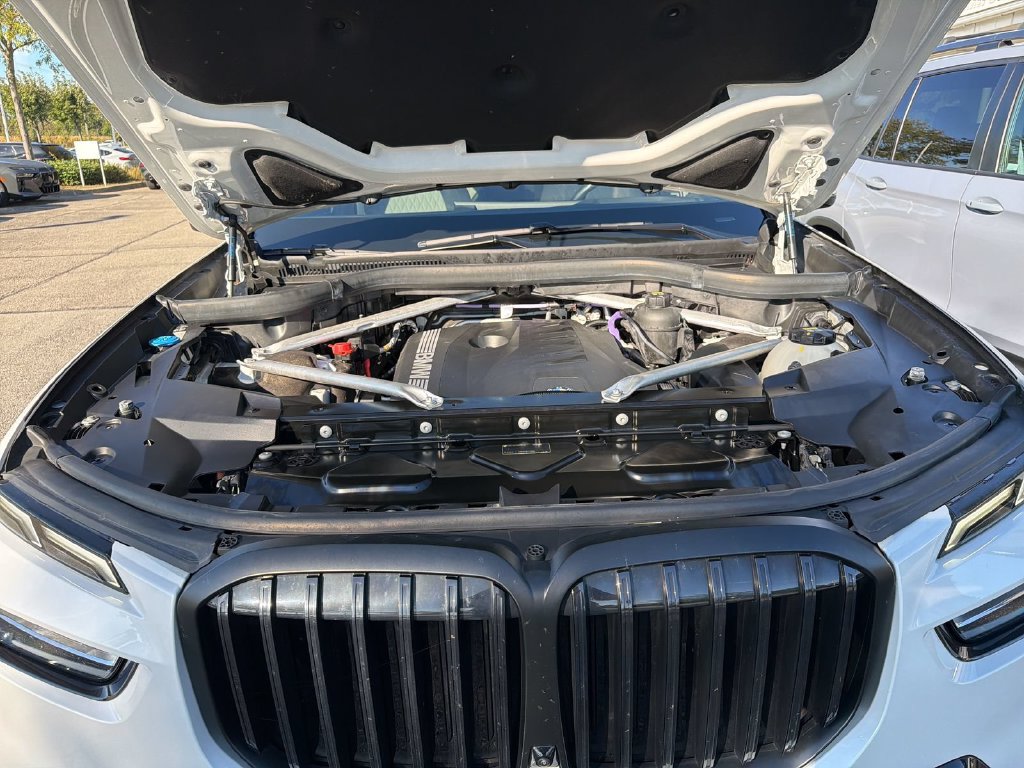 Certified 2023 BMW X7 xDrive40i w/ Executive Package AWD/4WD image 23