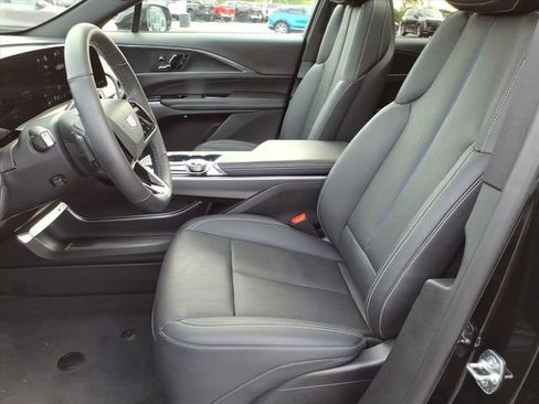 Used 2024 Cadillac Lyriq Sport AWD/4WD image 5