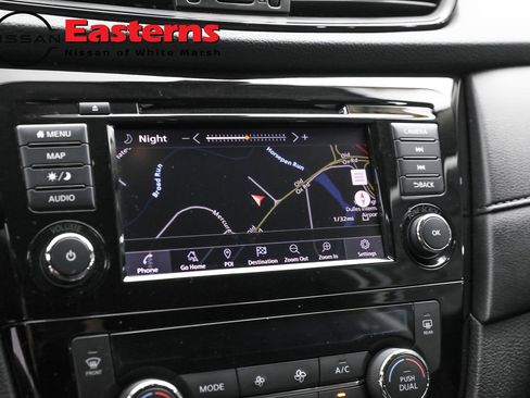 Used 2019 Nissan Rogue SV w/ Premium Package image 23