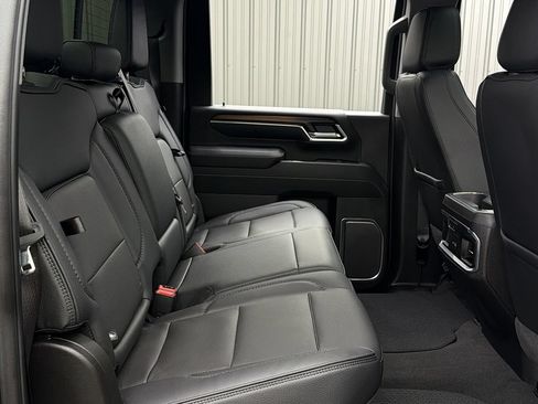 Used 2026 GMC Sierra 3500 Denali w/ Denali Reserve Package AWD/4WD image 42