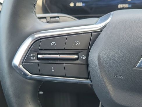 Certified 2025 Chevrolet Equinox LT FWD image 24