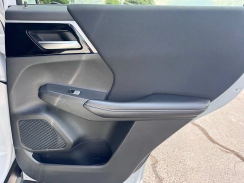 Used 2022 Mitsubishi Outlander ES FWD image 25