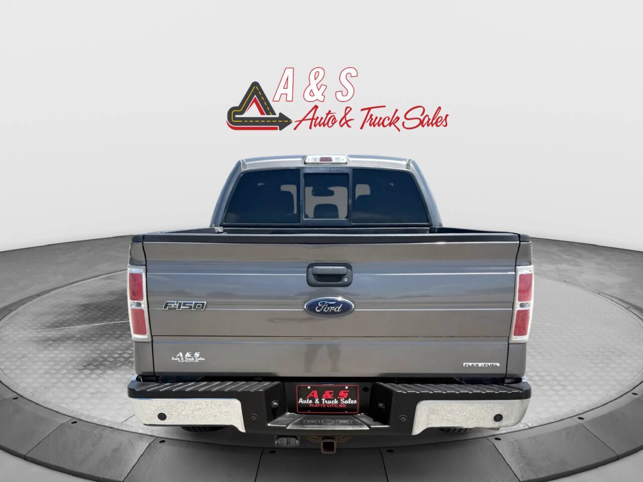 Used 2014 Ford F150 XLT w/ XLT Convenience Package RWD image 5