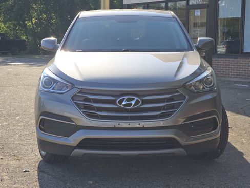 Used 2018 Hyundai Santa Fe Sport AWD/4WD image 2