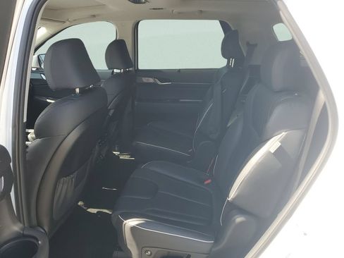 Used 2024 Hyundai Palisade Limited FWD image 10