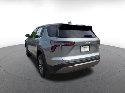 Used 2025 Chevrolet Equinox LT FWD image 11