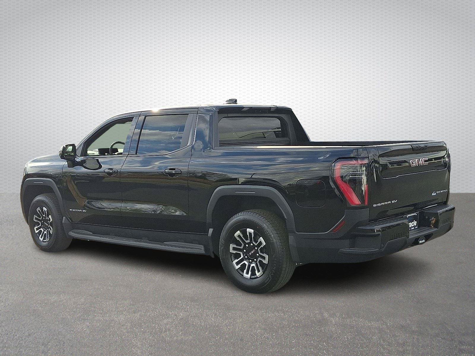 New 2026 GMC Sierra EV Elevation w/ Premium Package AWD/4WD image 4