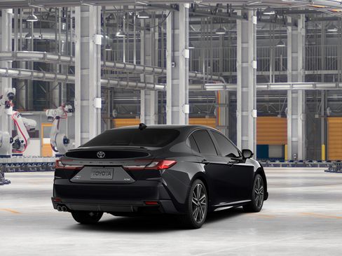 New 2026 Toyota Camry Hybrid AWD/4WD image 11
