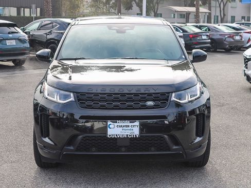 Used 2022 Land Rover Discovery Sport SE image 2