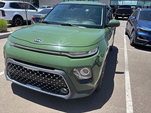 Used 2020 Kia Soul EX FWD image 3