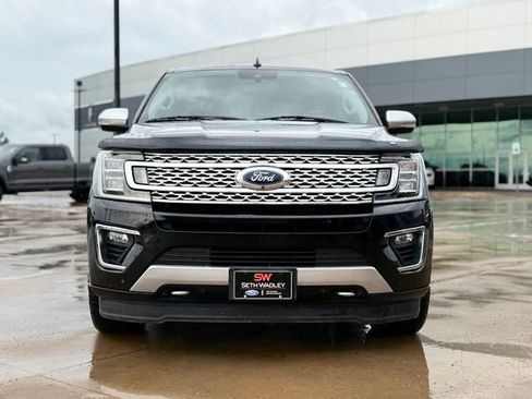 Used 2018 Ford Expedition Platinum AWD/4WD image 3