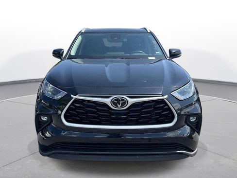 Certified 2026 Toyota Highlander XLE AWD/4WD image 50